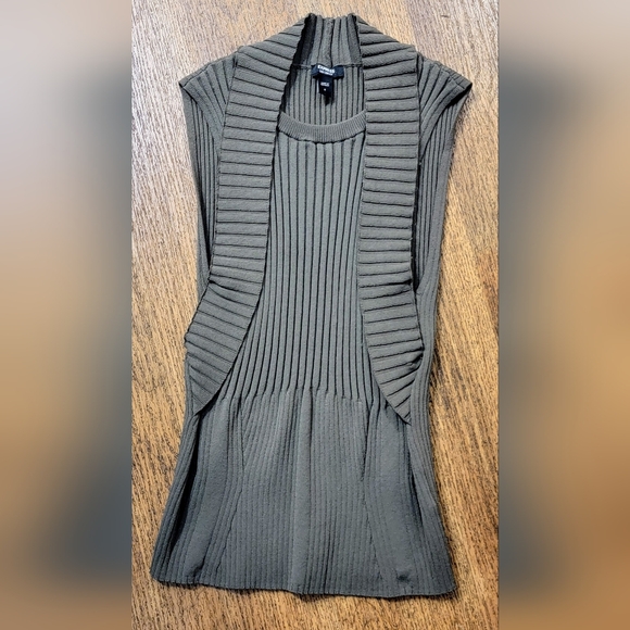 Express Body Contour Tops - Express Body Contour Sleeveless Olive Ribbed Knit Top Sz S